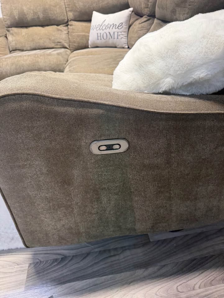 Brown Reclining Sectional Couch