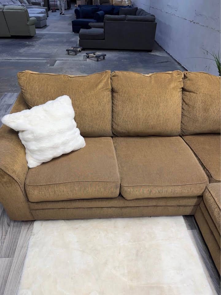 Ashley Furniture Tan 3 Piece Sectional Couch