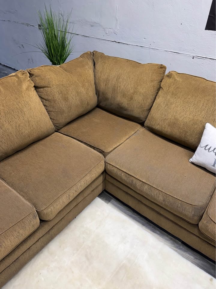 Ashley Furniture Tan 3 Piece Sectional Couch