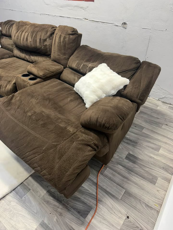 Ashley Furniture Brown 4 Piece Reclining Sectional Couch