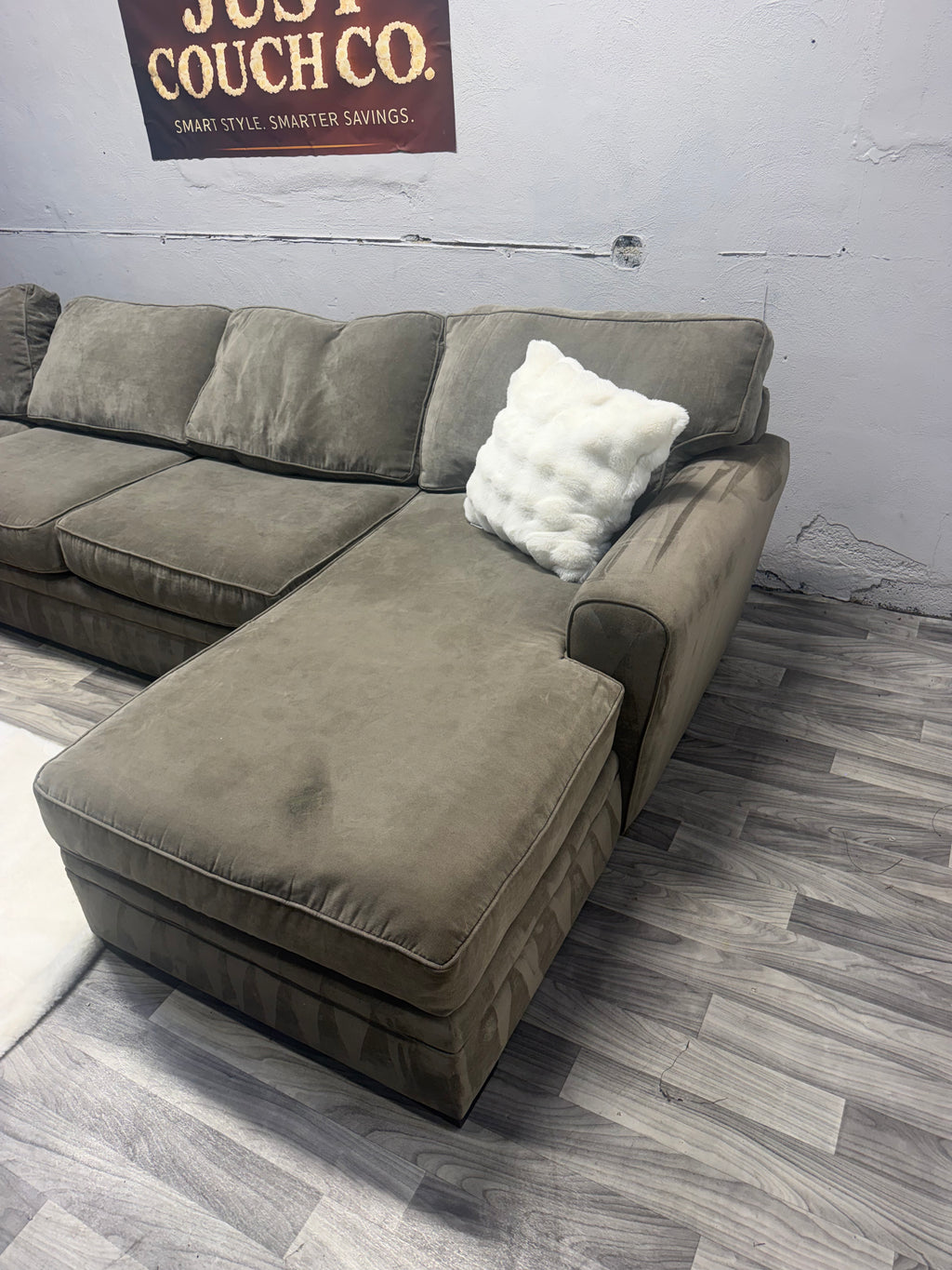 Raymour & Flanigan Artemis 4 Piece Sectional Couch