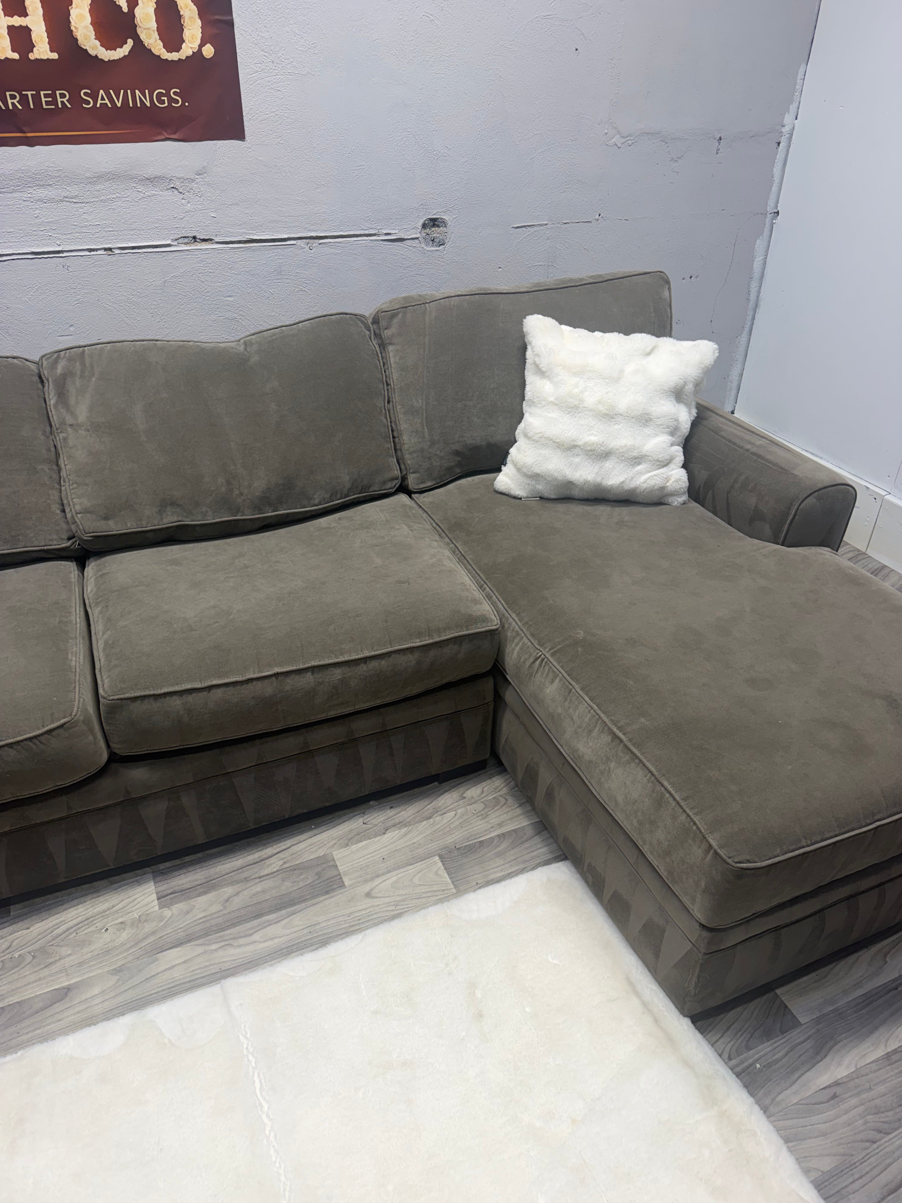 Raymour & Flanigan Artemis 4 Piece Sectional Couch