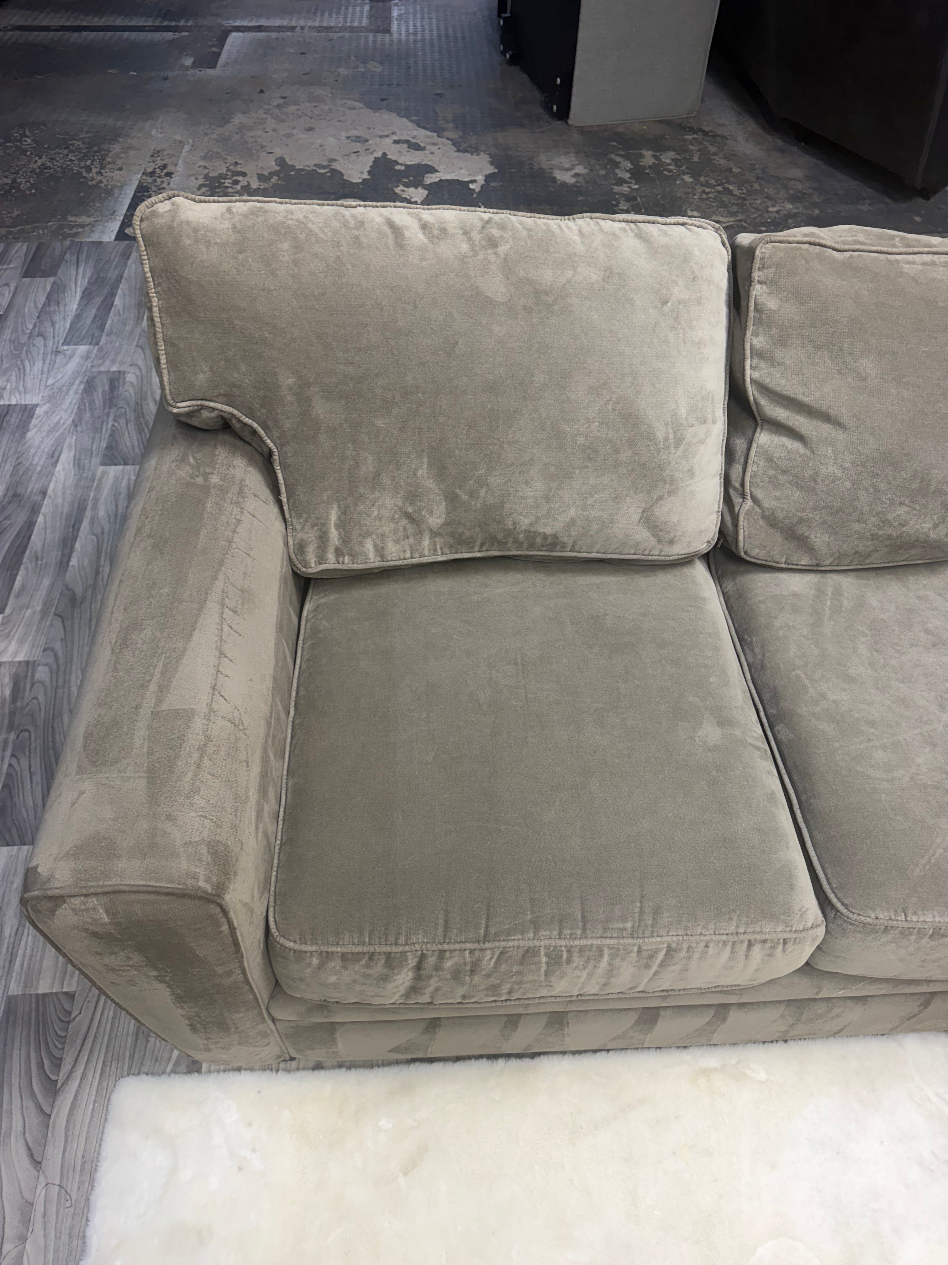 Raymour & Flanigan Artemis 4 Piece Sectional Couch