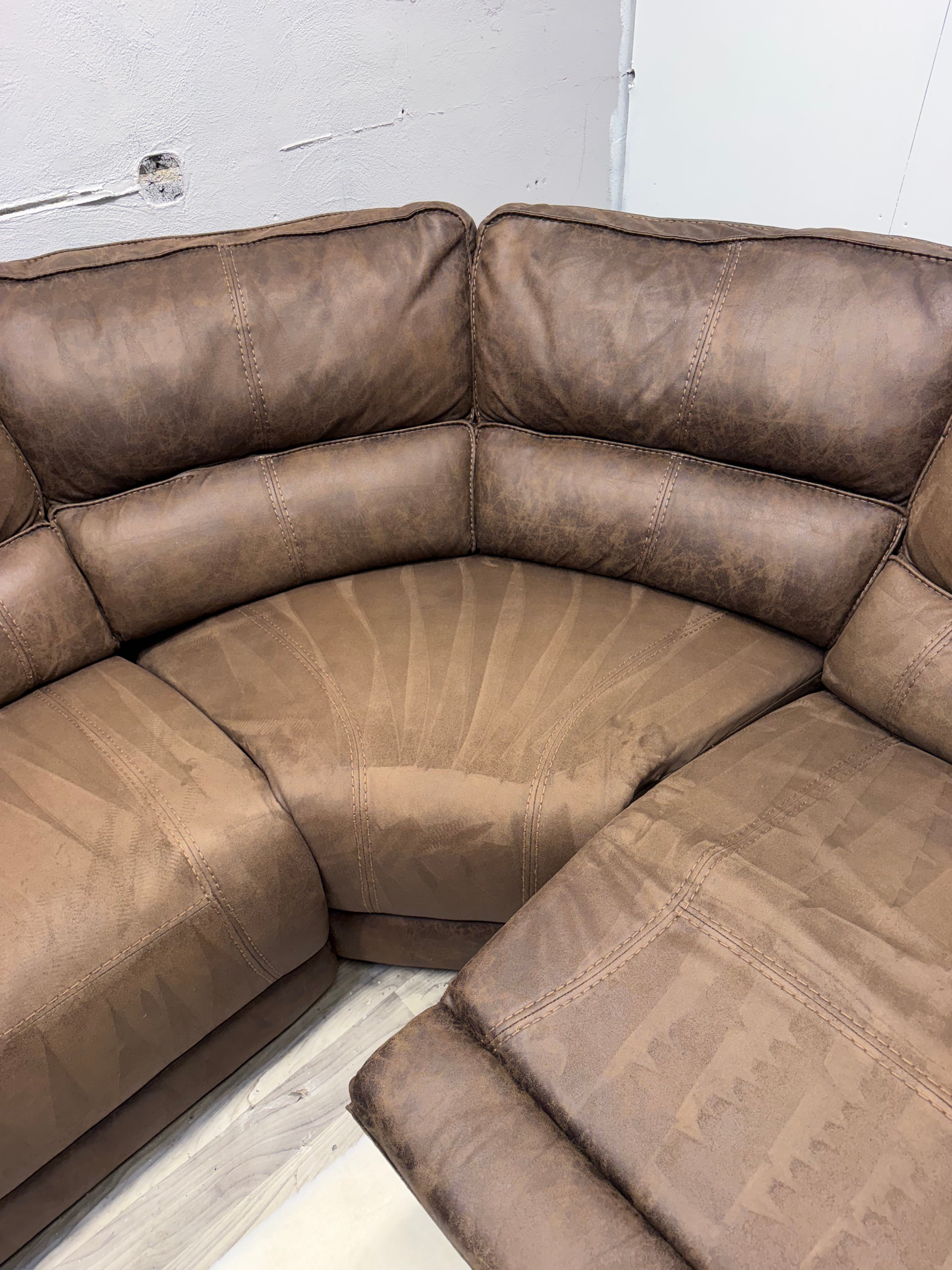Raymour & Flanigan Brown Manual Reclining Sectional Couch