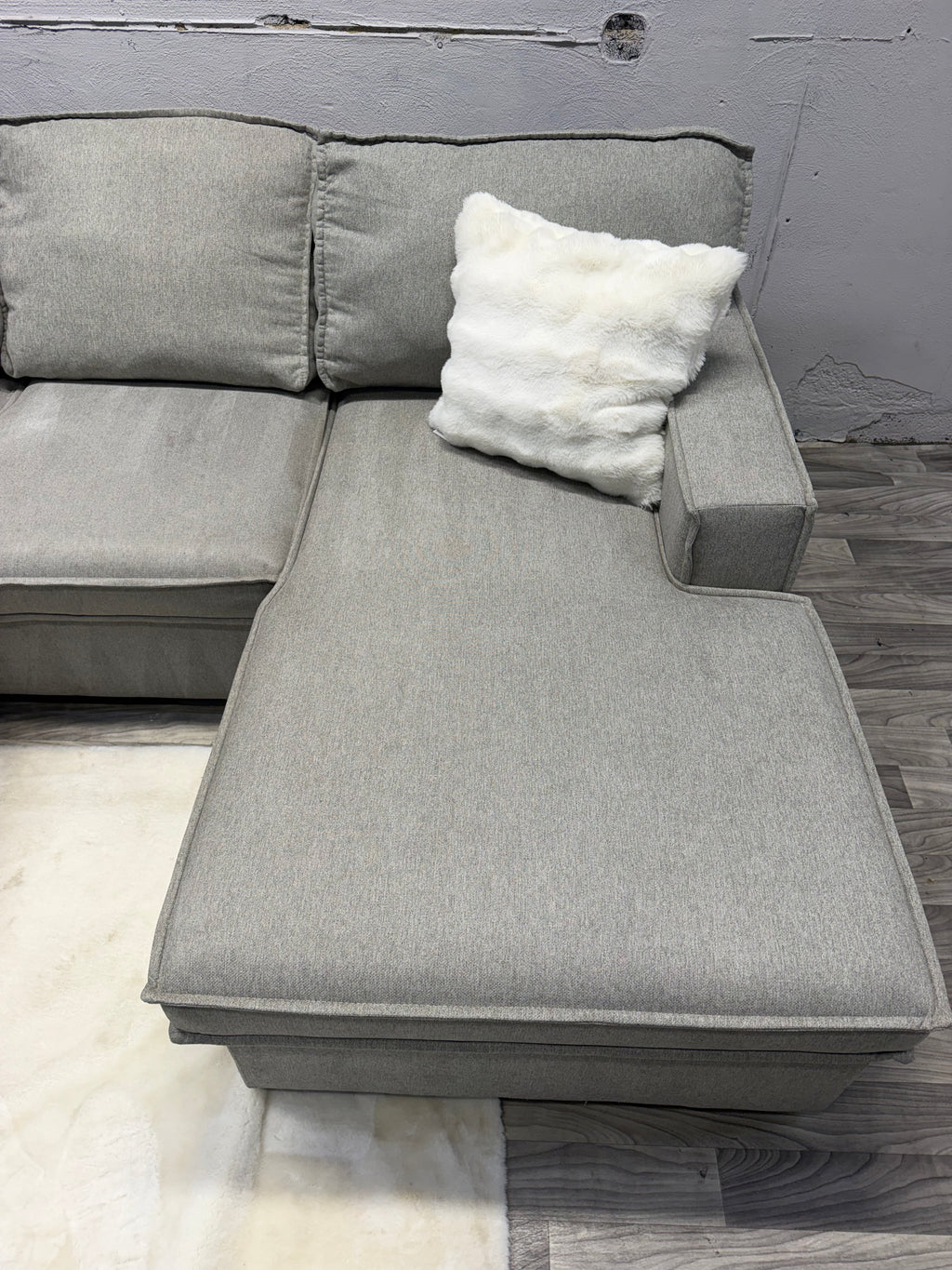 Bobs Furniture Gray 4 Piece Sectional Couch With Storage And Pullout Bed