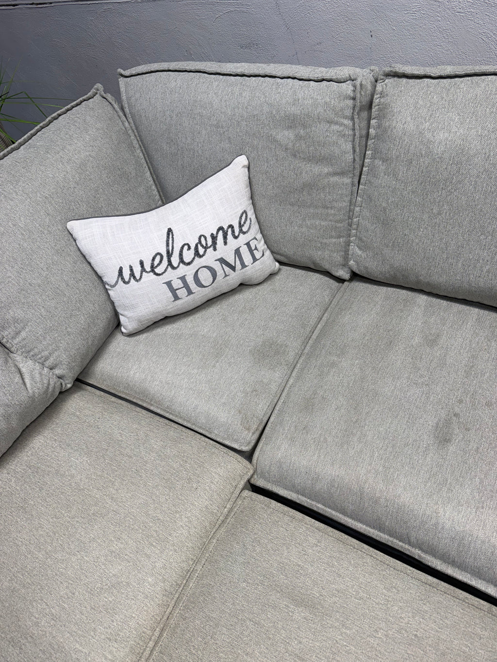 Bobs Furniture Gray 4 Piece Sectional Couch With Storage And Pullout Bed