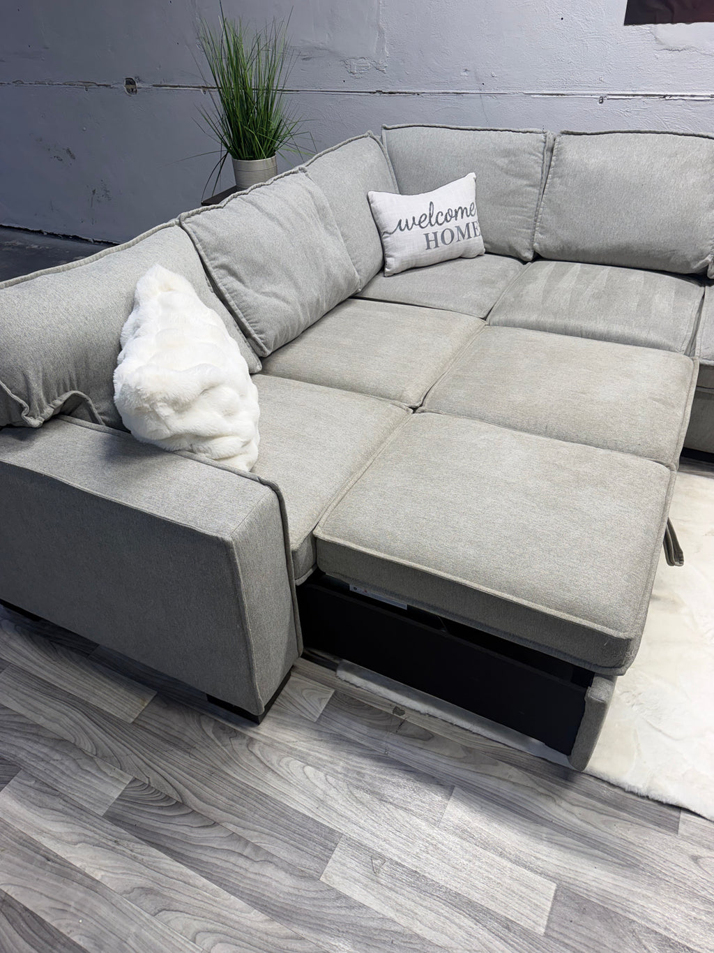 Bobs Furniture Gray 4 Piece Sectional Couch With Storage And Pullout Bed