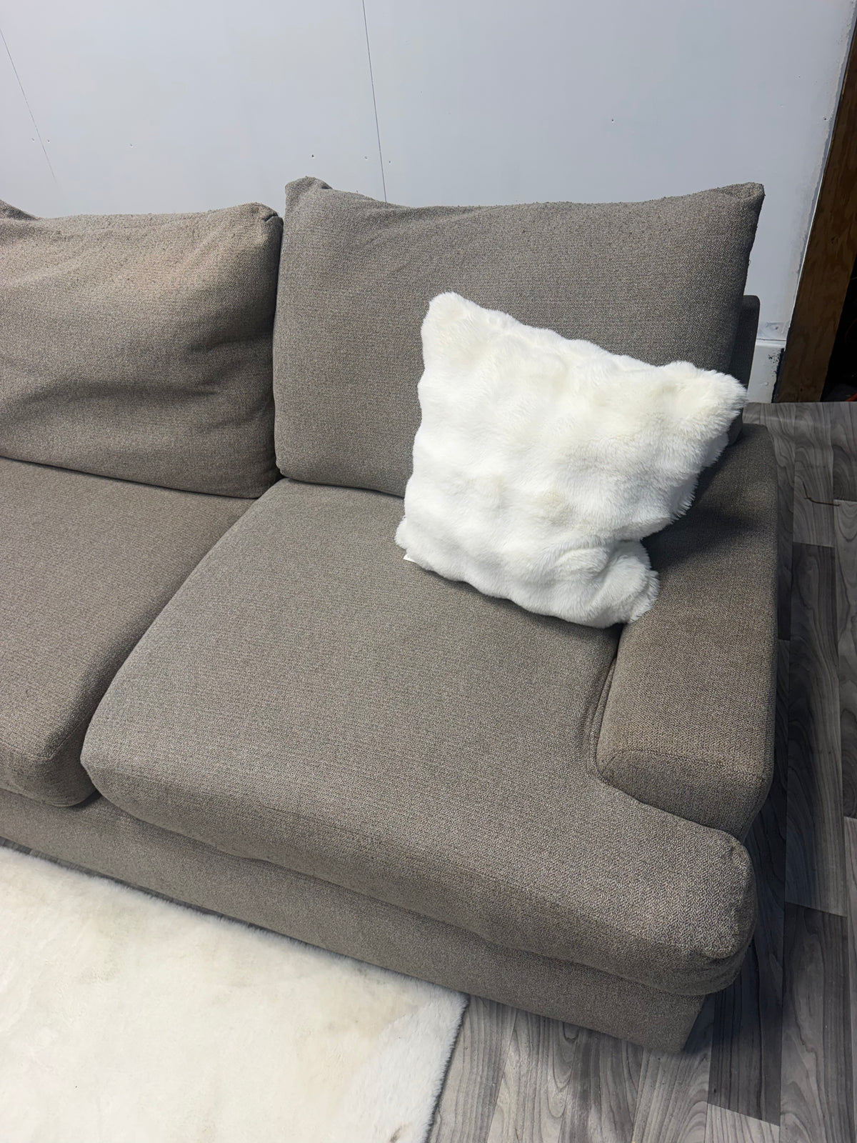 Broyhill Gray 3 Piece Sectional Couuch