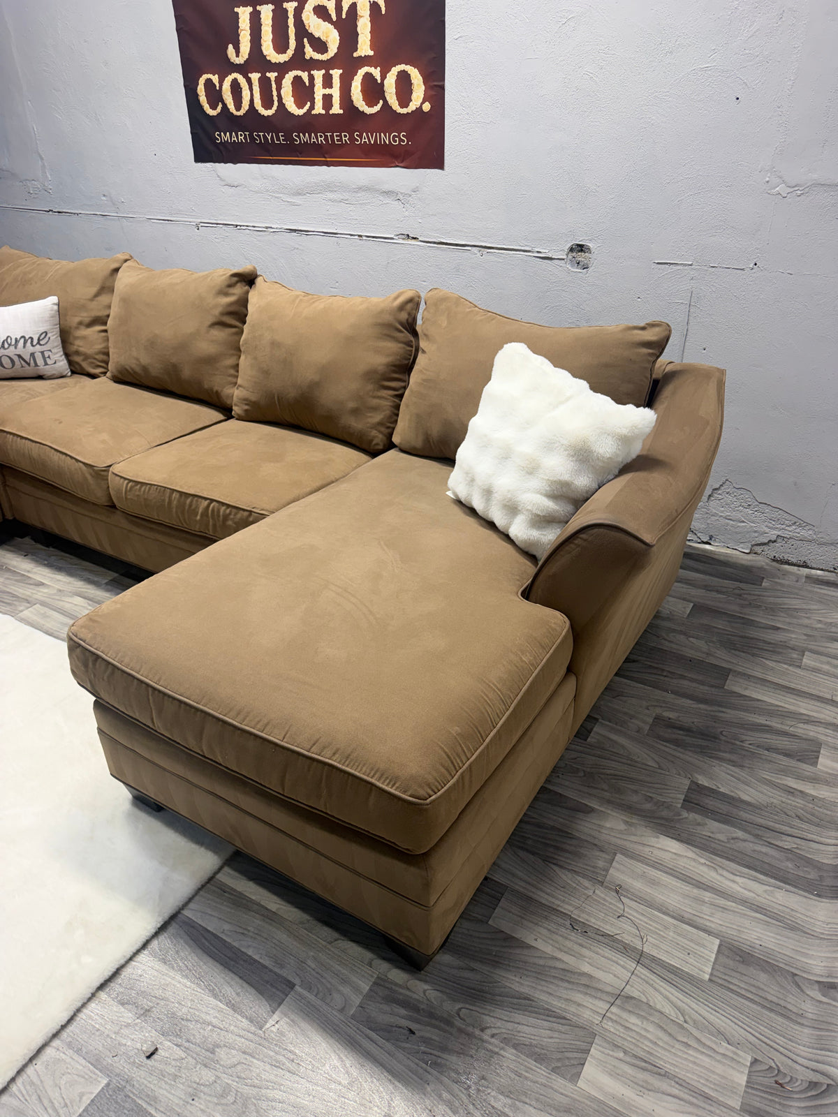 Raymour & Flanigan Tan 4 Piece Sectional Couch