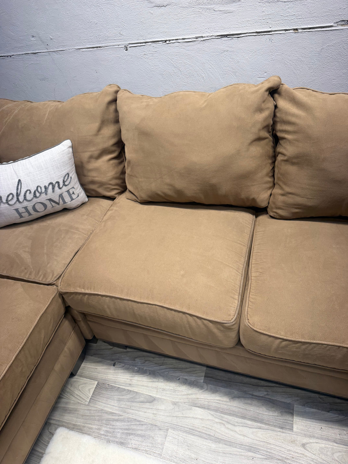 Raymour & Flanigan Tan 4 Piece Sectional Couch