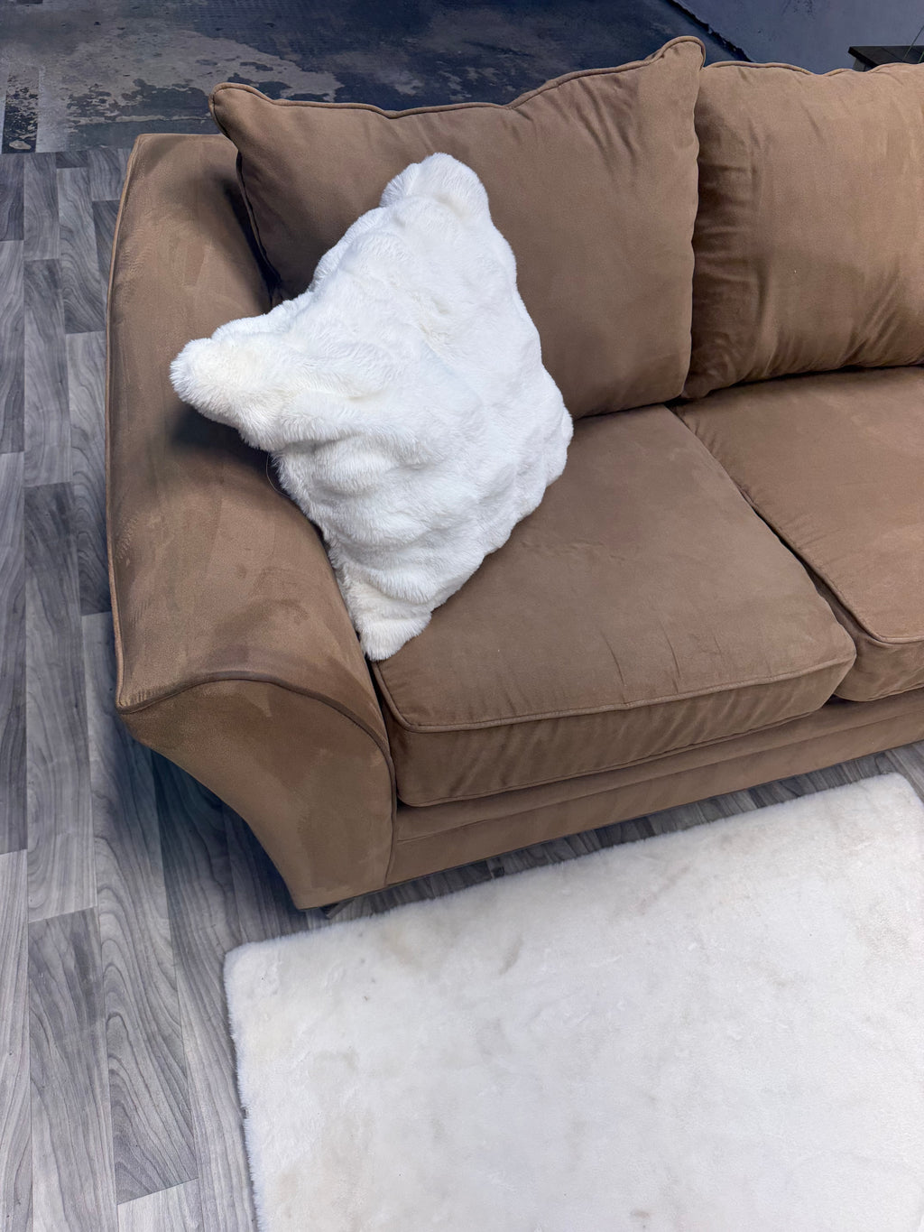 Raymour & Flanigan Tan 4 Piece Sectional Couch
