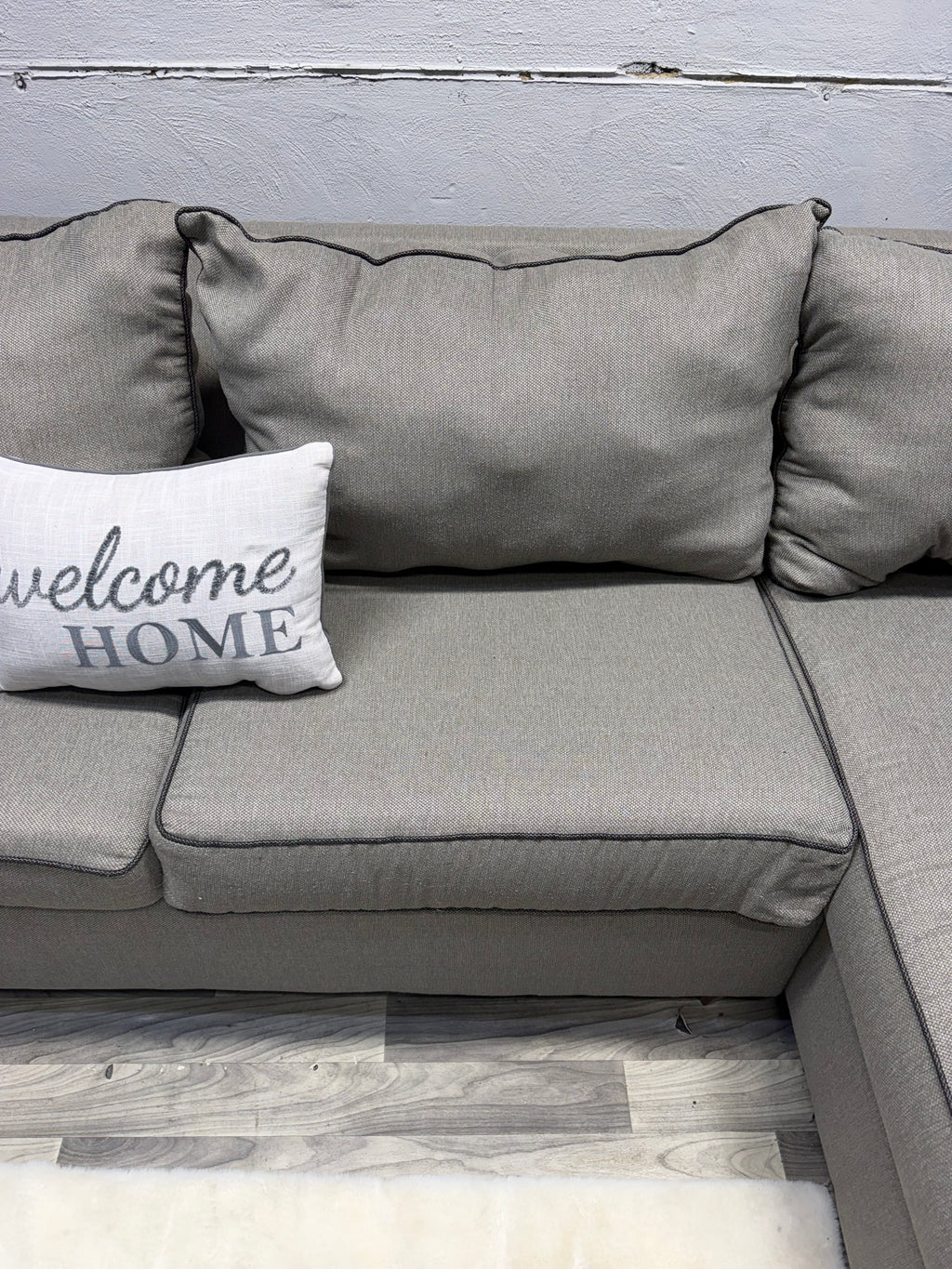 Ashley Furniture Gray 4 Piece Sectional Couch