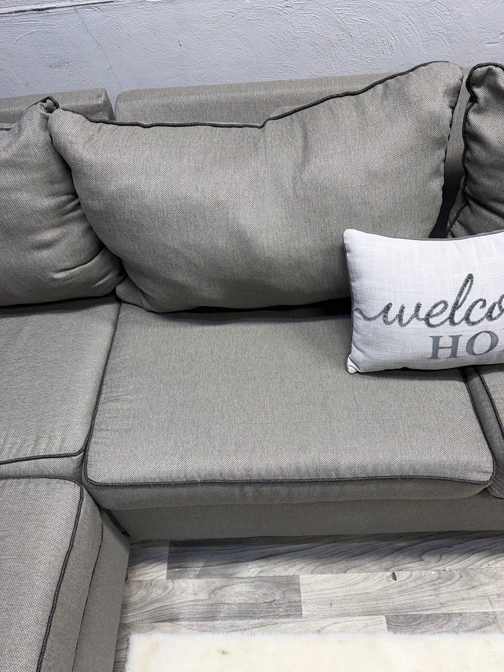Ashley Furniture Gray 4 Piece Sectional Couch