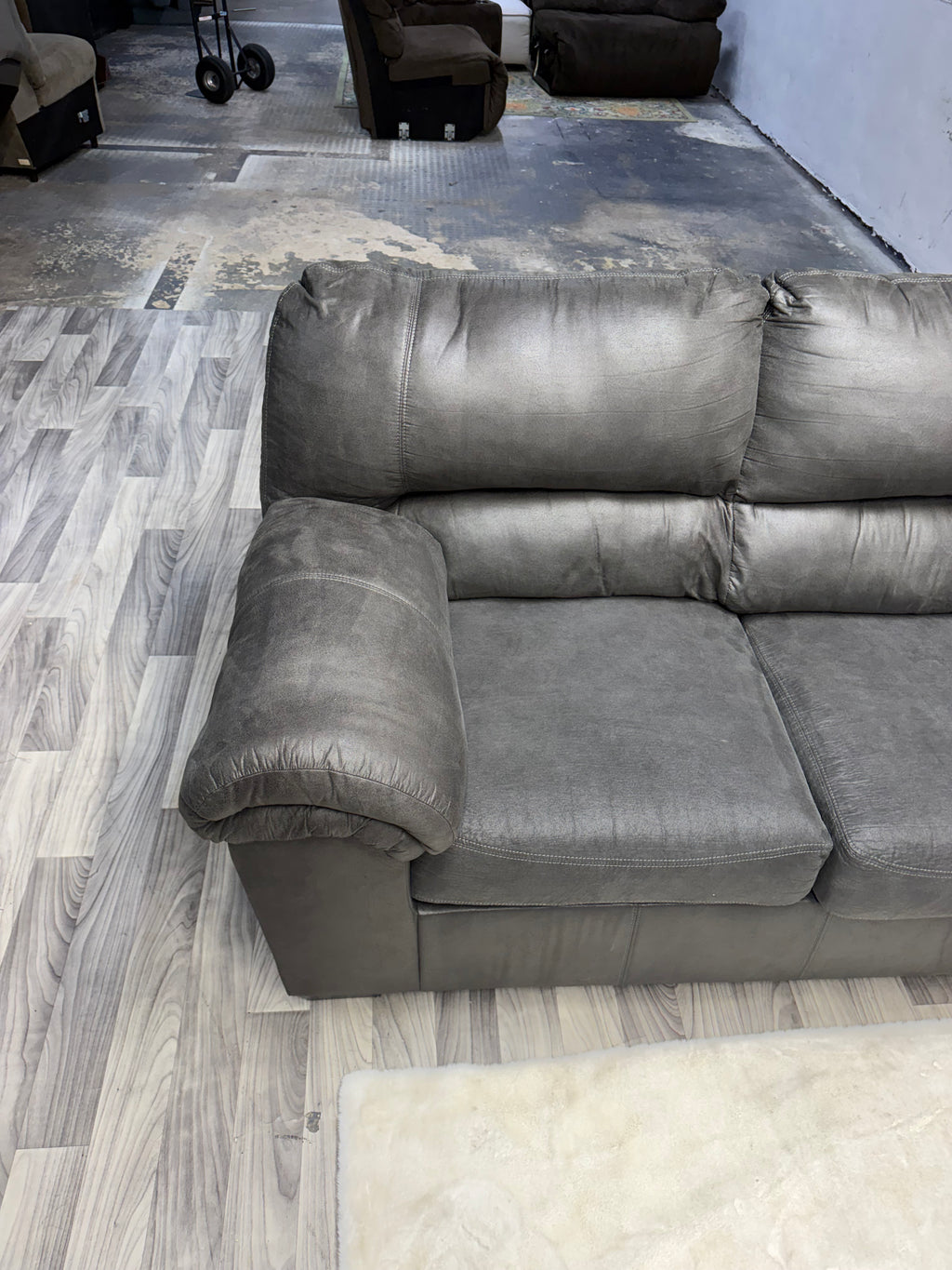Ashley Furniture Gray 3 Piece Sectional Couch